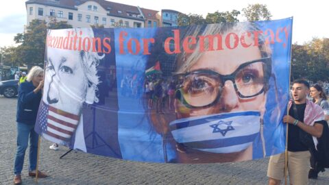 وقفة تضامنية في برلين حاشدة دعماً لغزة وفلسطين ورفضاً للحرب والتجويع